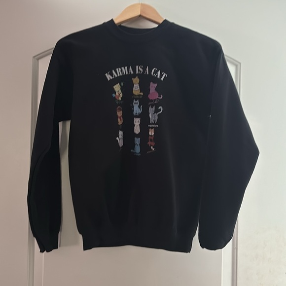 Taylor Swift Karma is a Cat sweatshirt, Youth XL, black - Picture 2 of 3